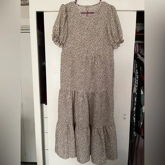 SOLD-Women’s Shein Leopard Print Maxi Dress - Picture 2 of 6